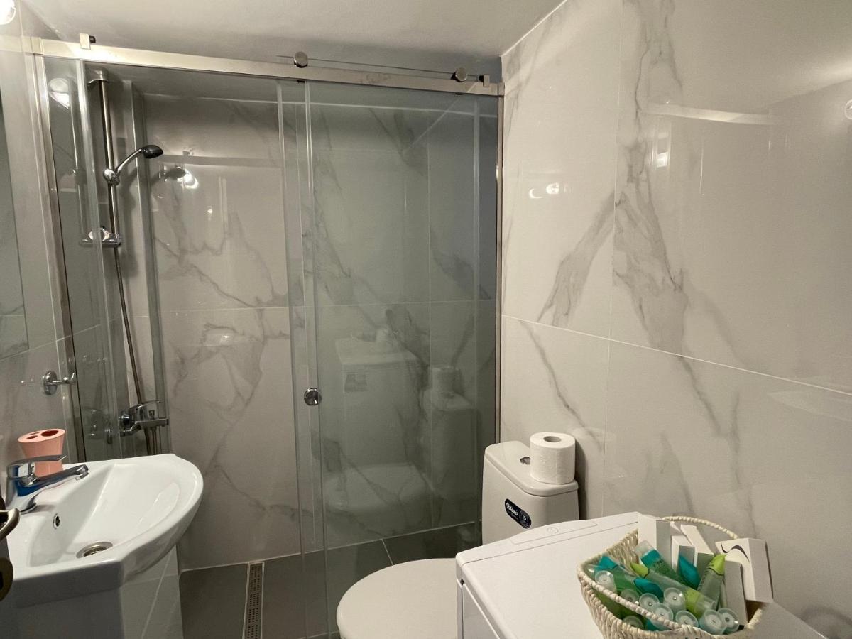 Cosy Apartment In Glyfada Center Atene Esterno foto