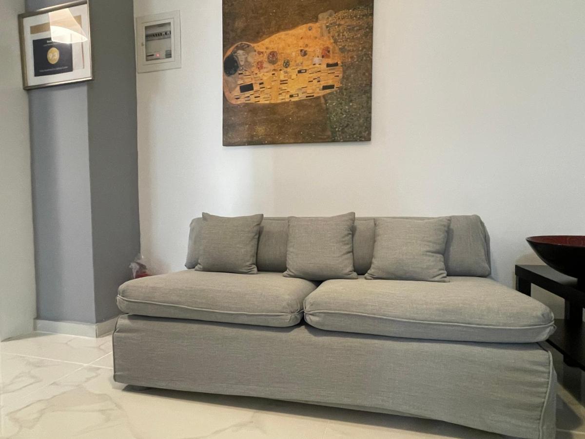 Cosy Apartment In Glyfada Center Atene Esterno foto