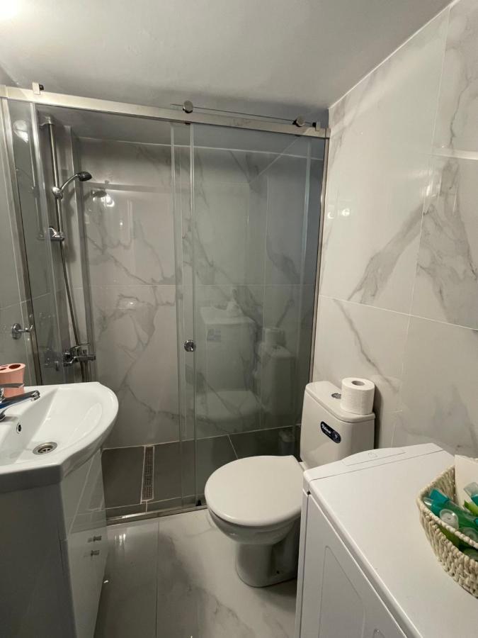 Cosy Apartment In Glyfada Center Atene Esterno foto