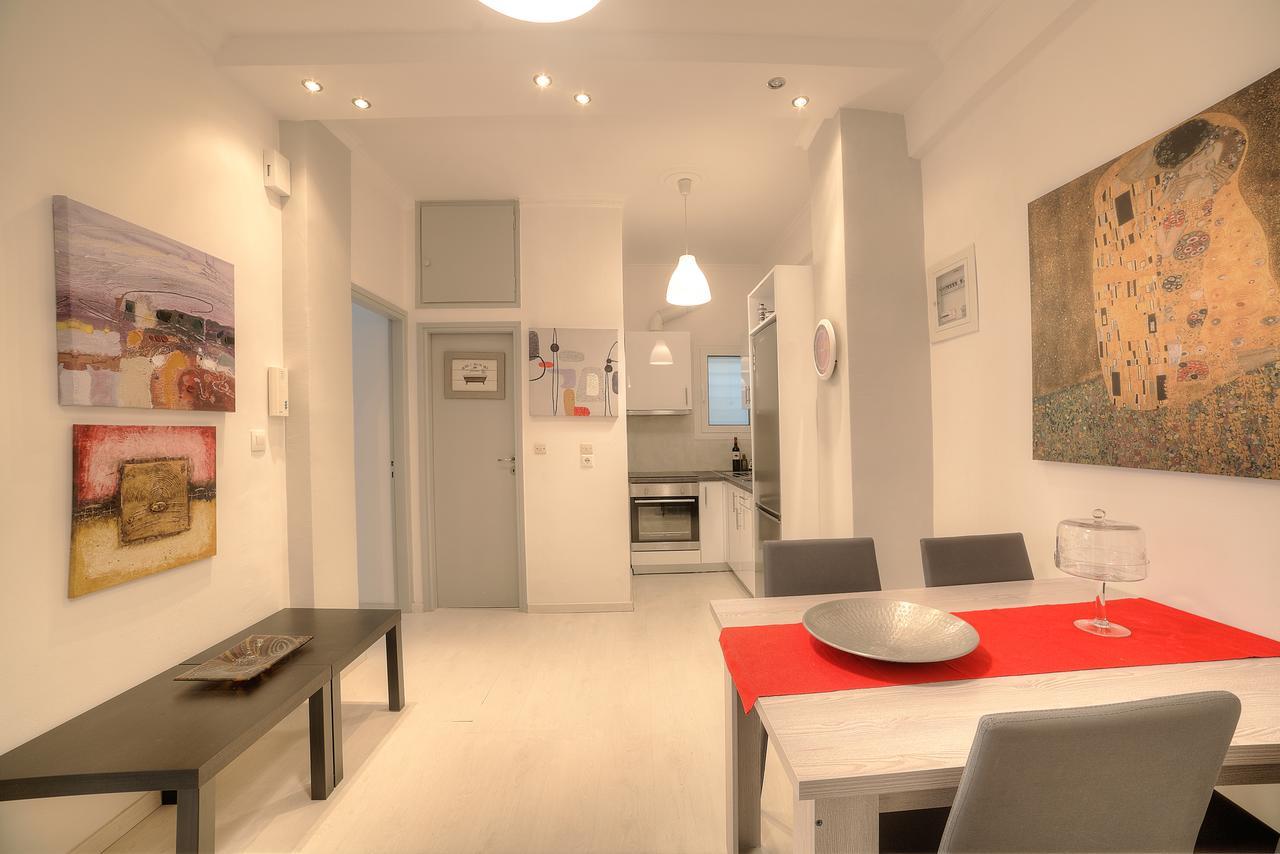 Cosy Apartment In Glyfada Center Atene Esterno foto