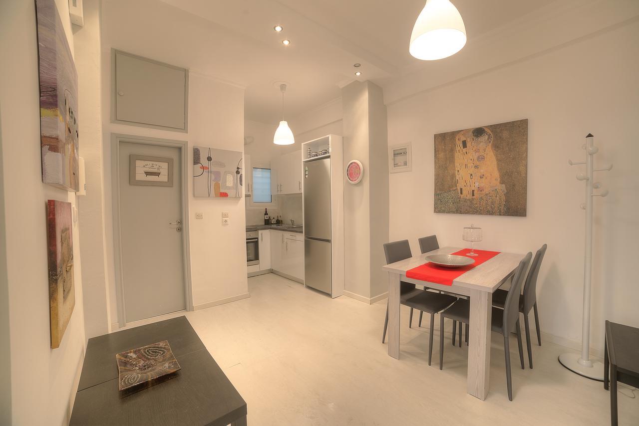 Cosy Apartment In Glyfada Center Atene Esterno foto